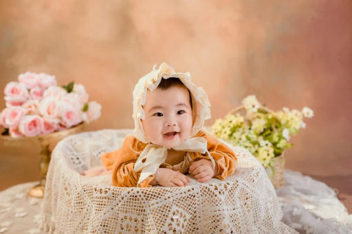 京山接生婆踩孕妇肚子